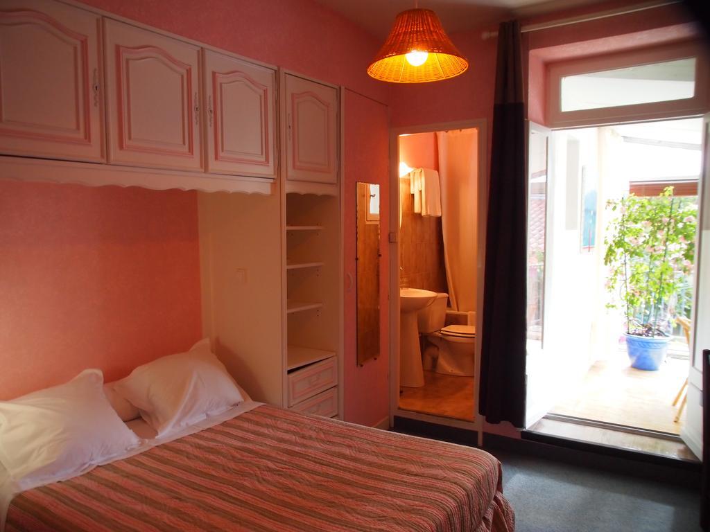 مييو Hotel Emma Calve الغرفة الصورة