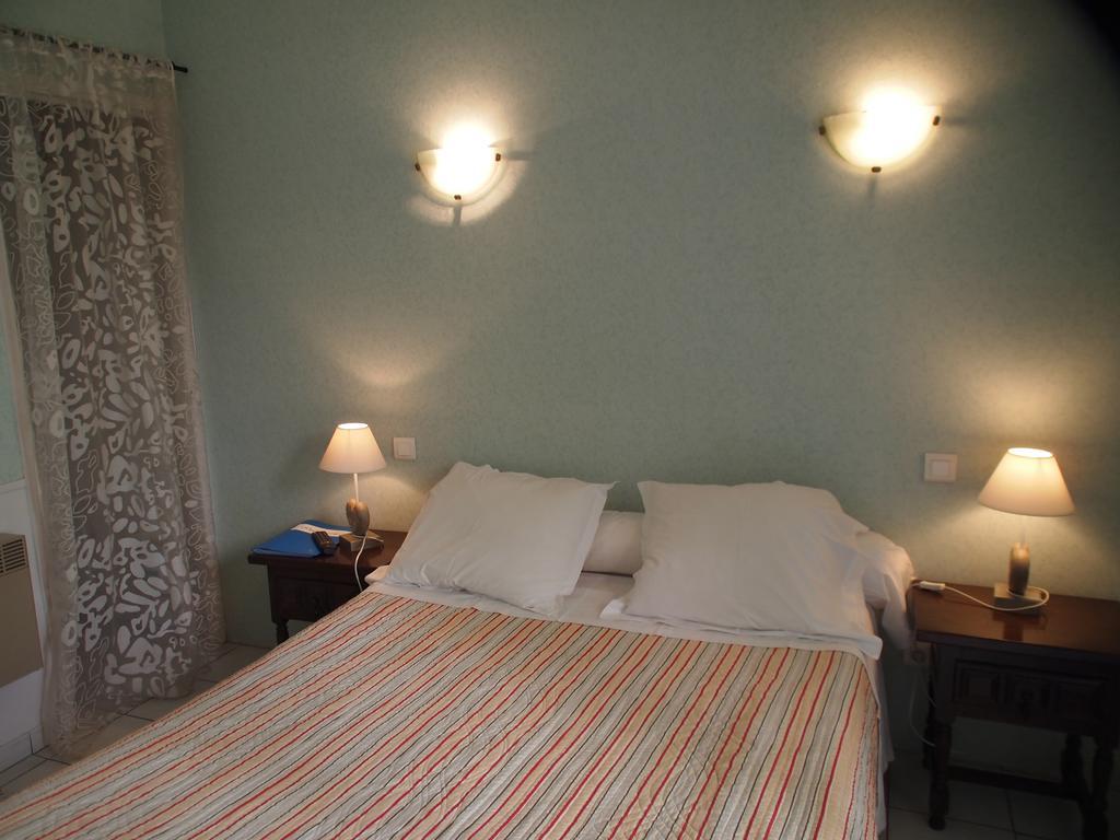 مييو Hotel Emma Calve الغرفة الصورة